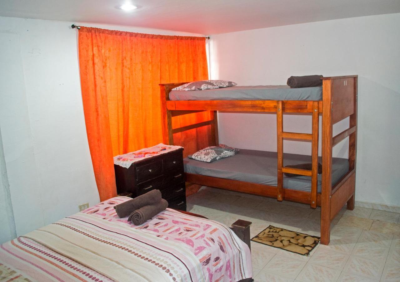 بيت شباب Ohana Lodging San Andrés المظهر الخارجي الصورة